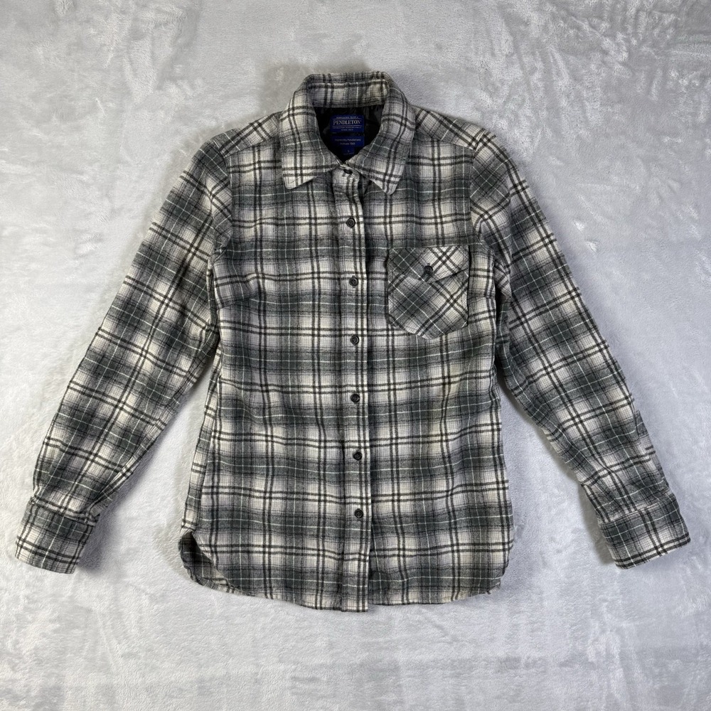 Pendleton Grey Flannel Shirt 100% Virgin Wool Women's Small Plaid Button Up